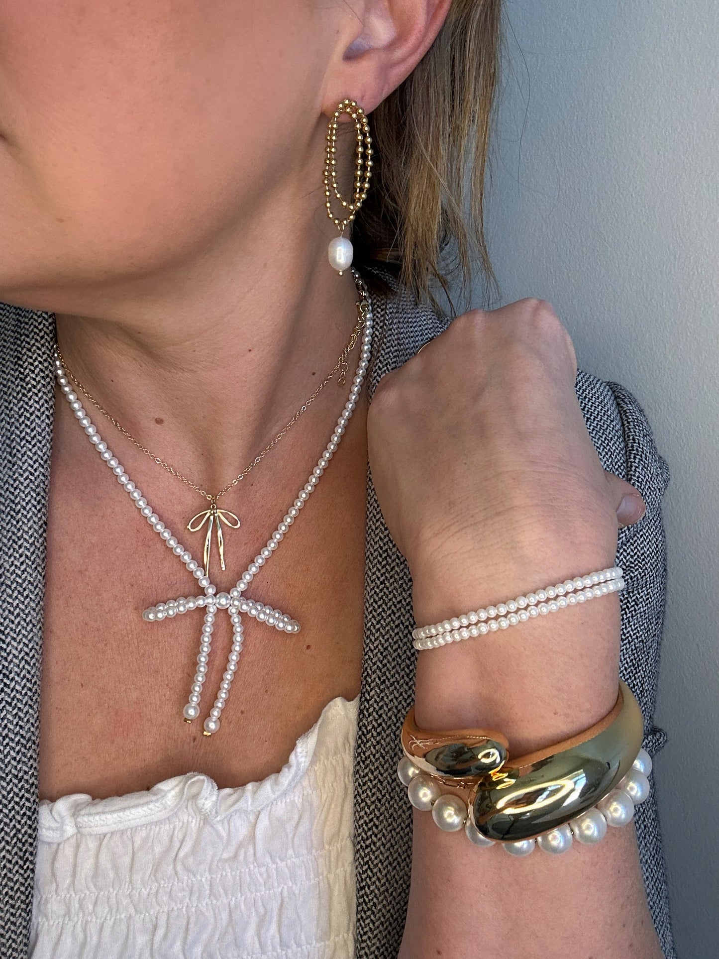 Gold Bow Necklace