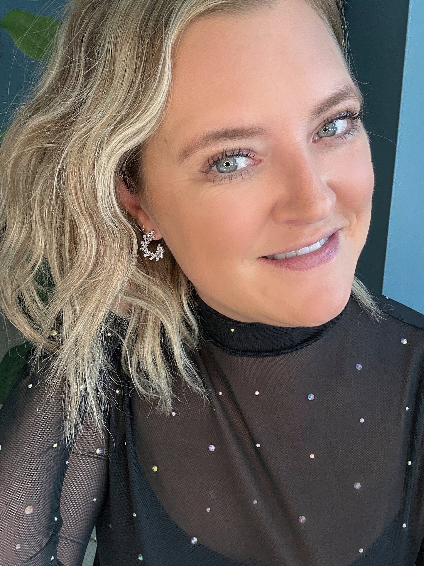 Shiny Baguette Earring