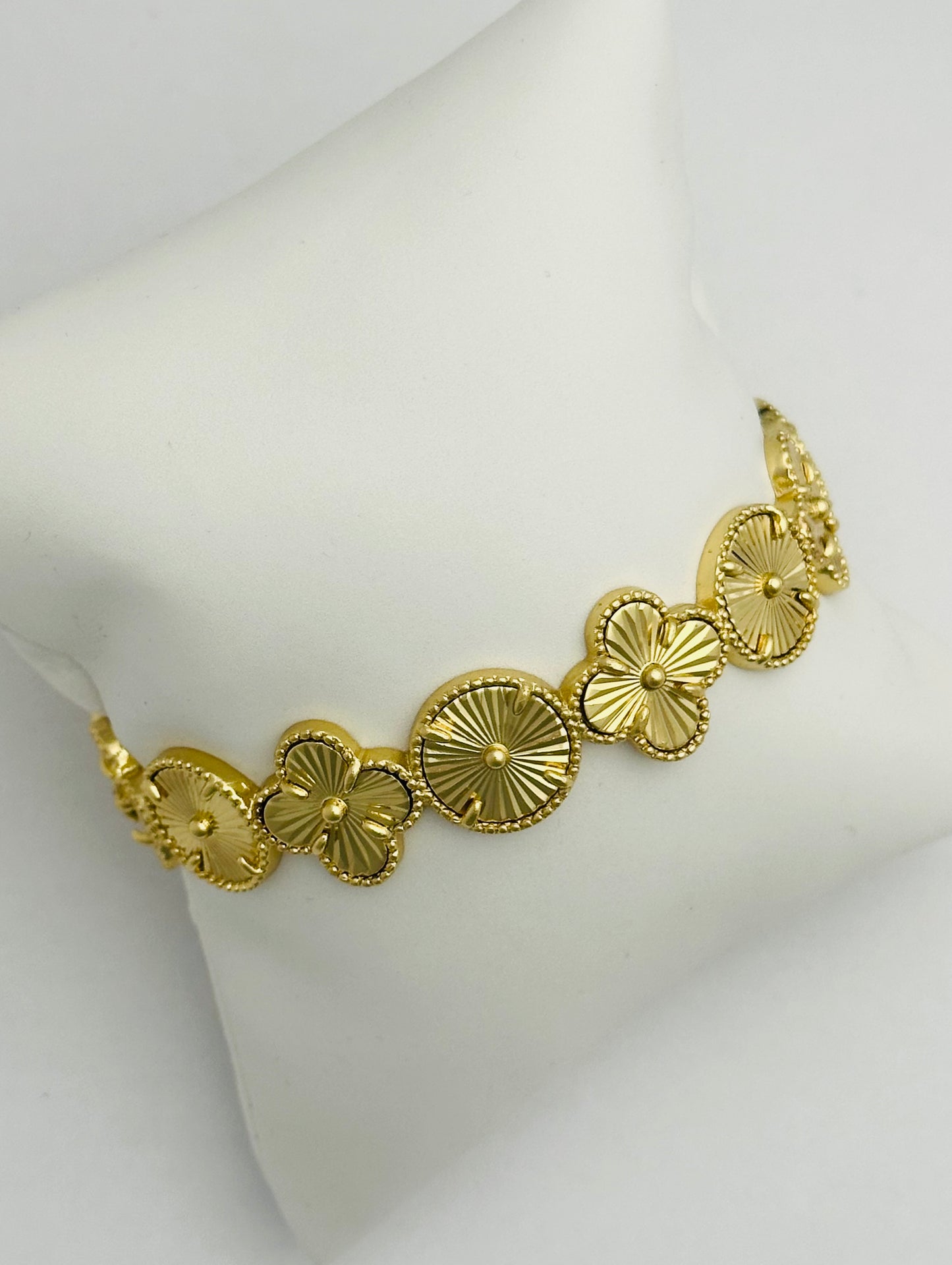 Clover Cuff