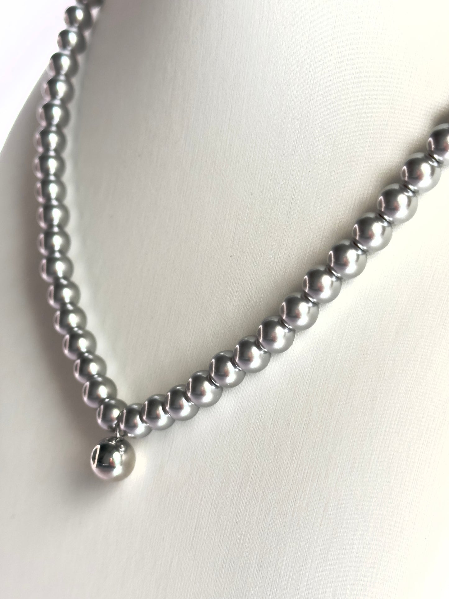 Silver Pearls Necklace