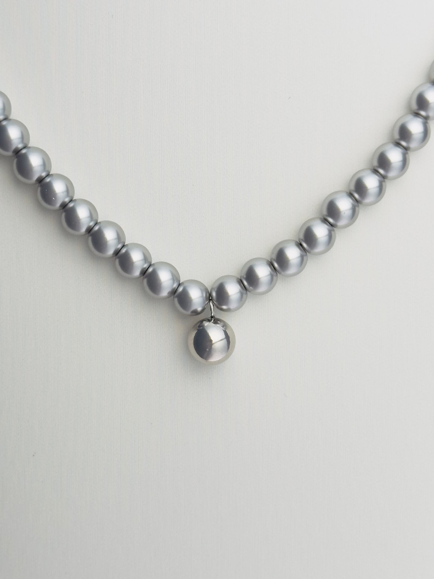 Silver Pearls Necklace