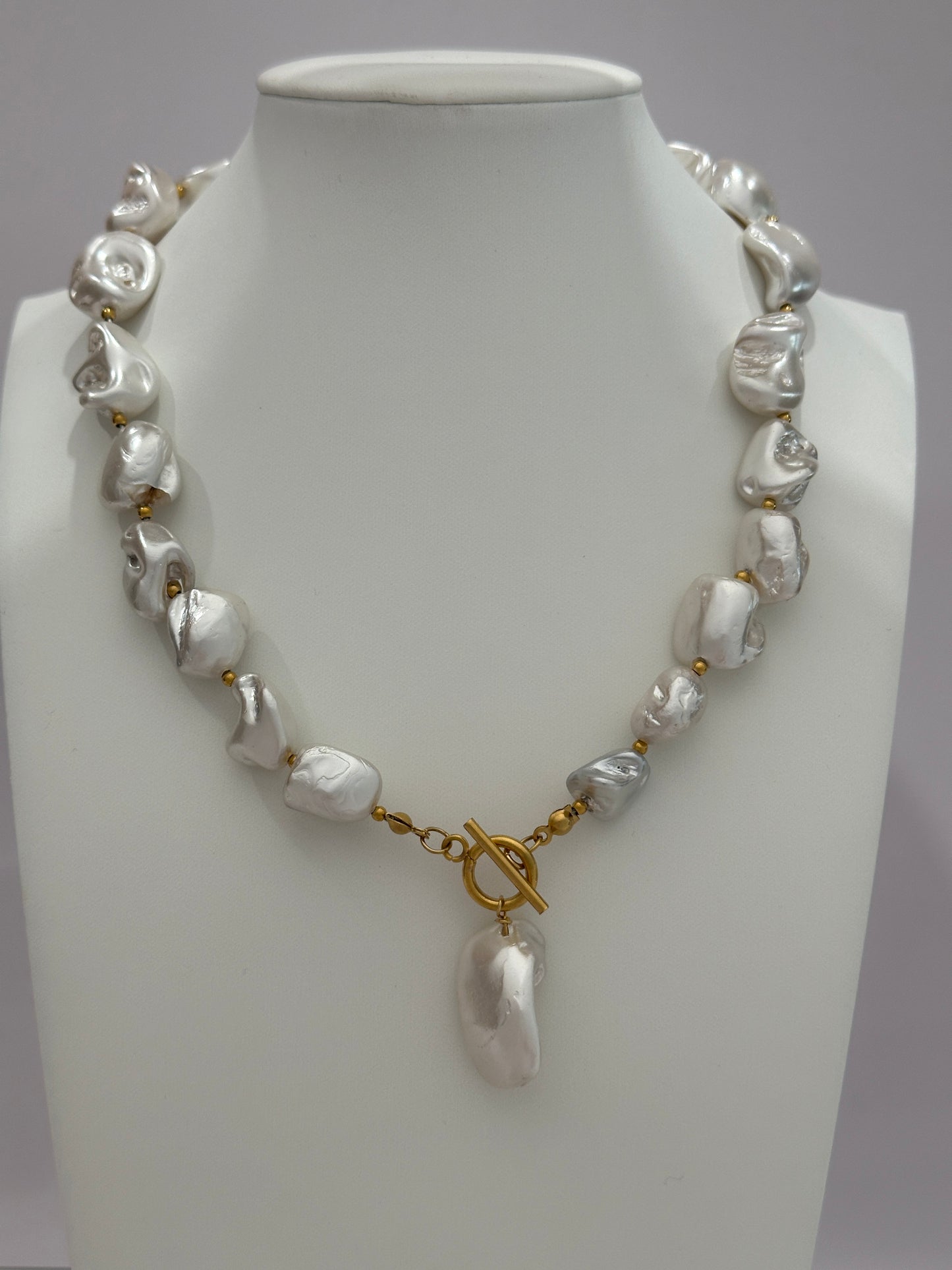 Chunky Pearl Necklace