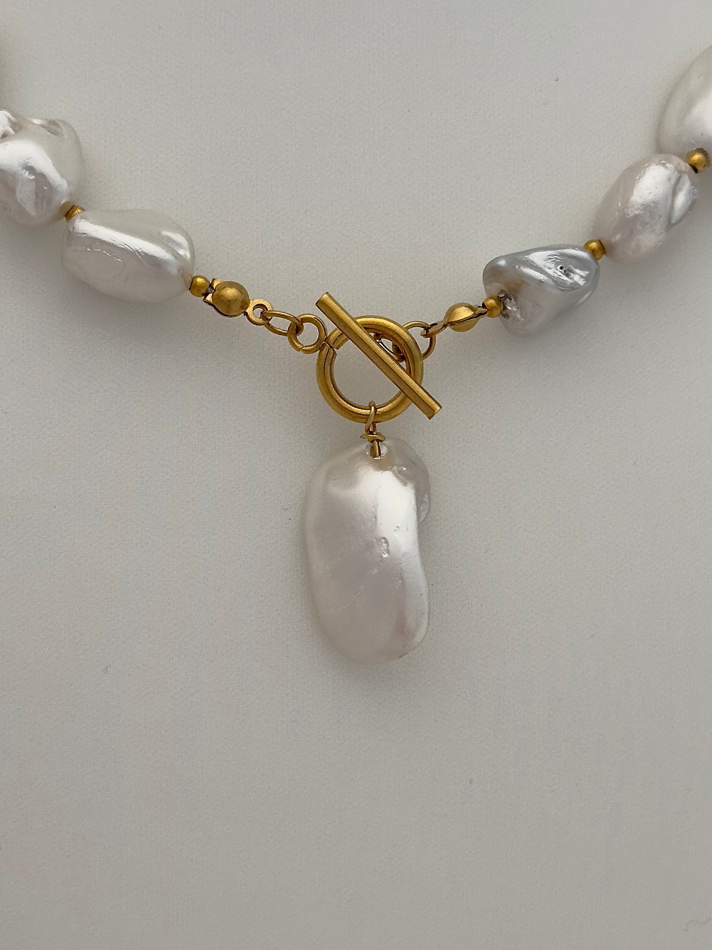 Chunky Pearl Necklace