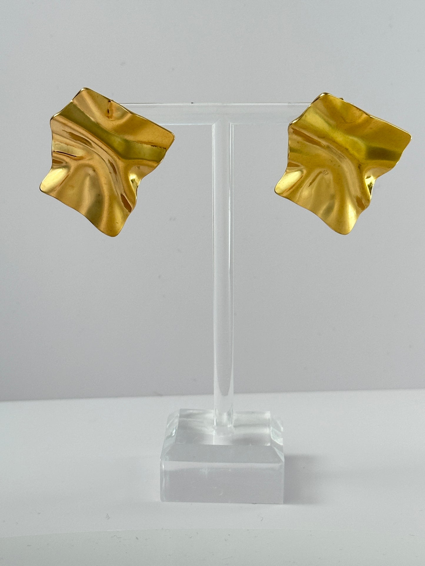 Gold Waves Earring